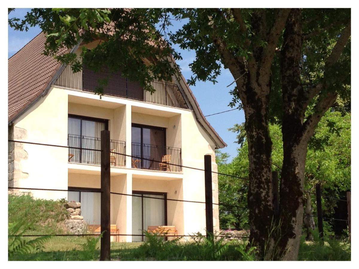 A L'Ombre Du Tilleul Comiac Exterior photo